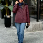 جزئیات بارونی زنانه زرشکی با پارچه کتان کجراه